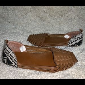 Girls Gap Moccasin Sandal Size 3